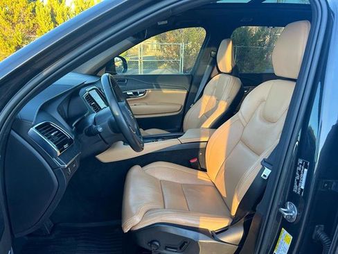 Used 2022 Volvo XC90 T6 Inscription w/ Advanced Package image 10