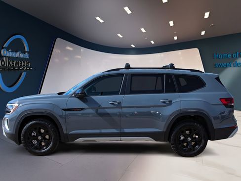New 2026 Volkswagen Atlas Peak Edition AWD/4WD image 7