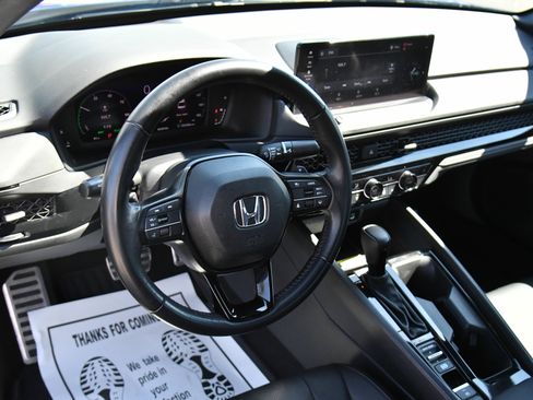 Used 2025 Honda Accord Sport image 14