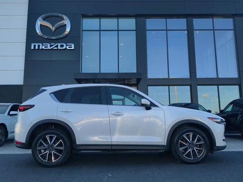 Used 2018 MAZDA CX-5 Touring image 2