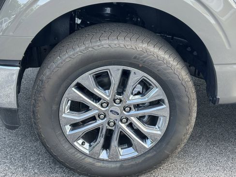 New 2025 Ford F150 Lariat w/ Equipment Group 502A High image 13