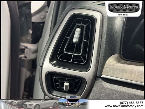 Used 2023 Kia Sorento S w/ Panoramic Sunroof Package AWD/4WD image 18