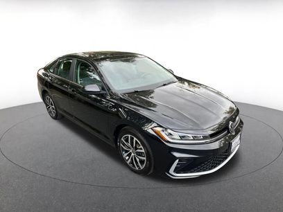 Used 2025 Volkswagen Jetta SE