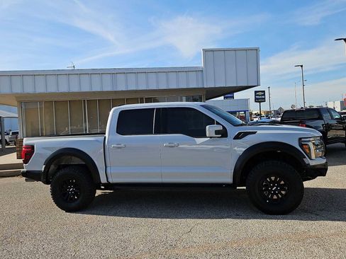 Used 2025 Ford F150 Raptor AWD/4WD image 9