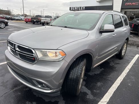 Used 2019 Dodge Durango SXT image 1