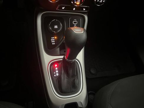 Used 2018 Jeep Compass Sport w/ Cold Weather Group AWD/4WD image 70