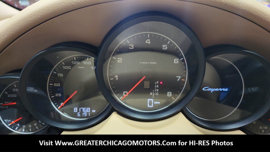 Used 2014 Porsche Cayenne Platinum Edition AWD/4WD image 28