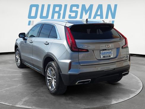 Used 2024 Cadillac XT4 Premium Luxury image 4