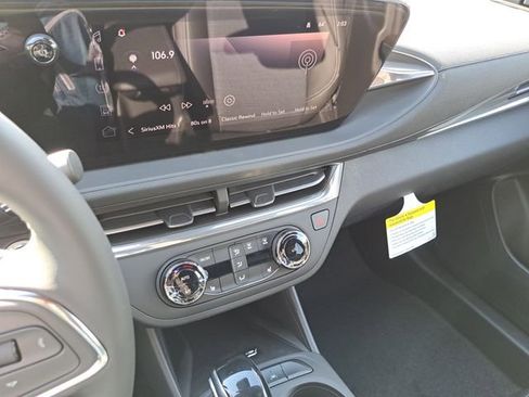 New 2026 Buick Envista Preferred w/ Convenience I Package image 21