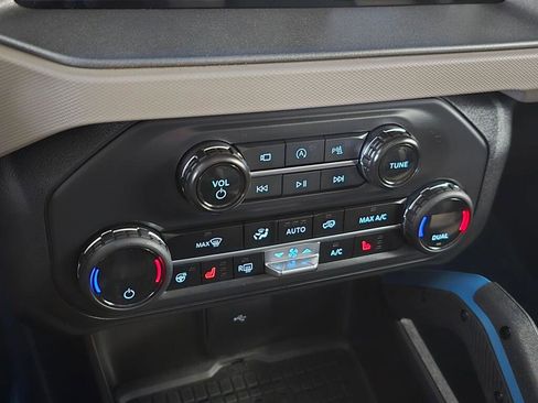 Used 2024 Ford Bronco Wildtrak AWD/4WD image 30
