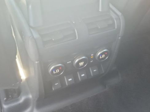 Used 2020 Land Rover Defender 110 S AWD/4WD image 12