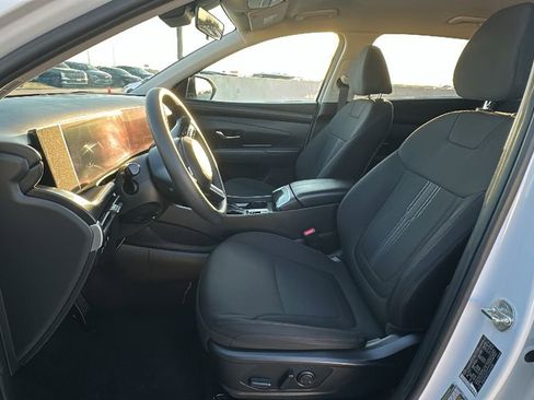 Certified 2025 Hyundai Tucson SEL image 4