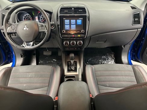 Used 2025 Mitsubishi Outlander Sport SE image 34