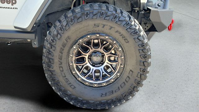 Used 2024 Jeep Wrangler Unlimited Rubicon w/ Convenience Group AWD/4WD image 45