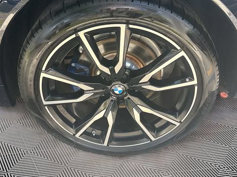 Used 2019 BMW X7 xDrive50i w/ Dynamic Handling Package AWD/4WD image 36