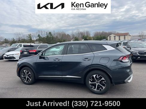 Certified 2023 Kia Sportage EX image 8