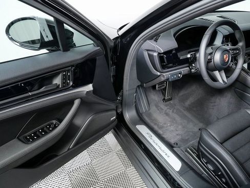 New 2026 Porsche Panamera image 8