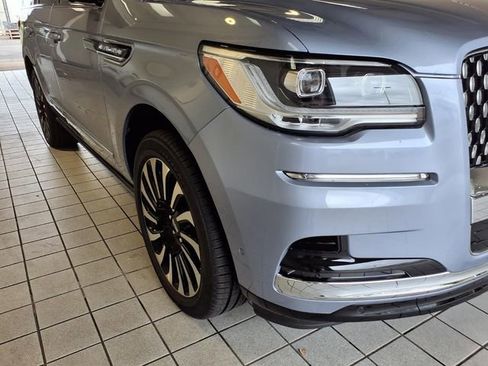 Used 2024 Lincoln Navigator Black Label AWD/4WD image 27