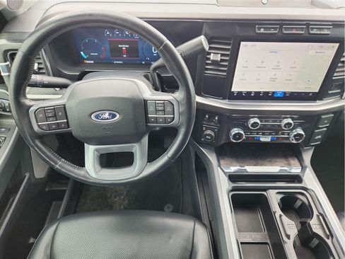 Used 2024 Ford F350 Lariat AWD/4WD image 11