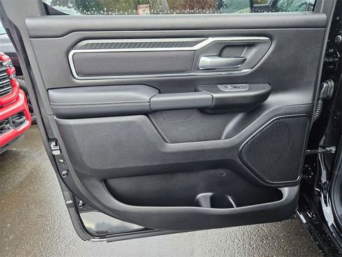 New 2026 RAM 1500 4x4 Crew Cab image 13