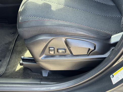 Used 2017 GMC Terrain SLE image 18