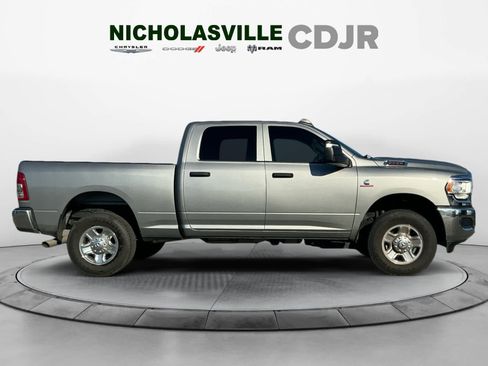 Used 2024 RAM 3500 Tradesman w/ Chrome Appearance Group image 6