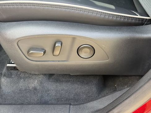 Used 2024 GMC Acadia Denali w/ Super Cruise Package FWD image 24