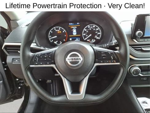 Used 2022 Nissan Altima 2.5 S image 16