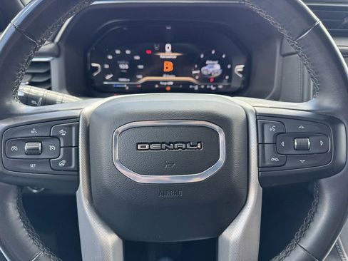 Used 2024 GMC Yukon Denali RWD image 21