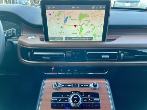 Used 2023 Lincoln Aviator Reserve w/ Equipment Group 201A image 19