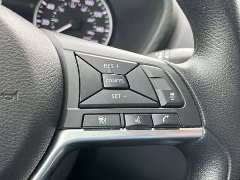 Used 2024 Nissan Sentra SV image 9