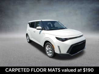 New 2025 Kia Soul S video 3