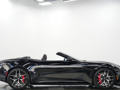 Used 2025 Aston Martin DB12 Convertible RWD image 49