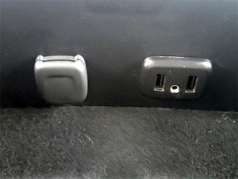 Used 2017 Chevrolet Silverado 1500 LT w/ All Star Edition image 34