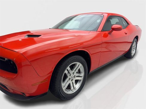 Used 2023 Dodge Challenger SXT w/ Plus Package image 11