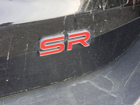 Used 2025 Nissan Kicks SR w/ SR Premium Package image 4