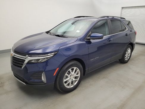 Used 2022 Chevrolet Equinox LT FWD image 2