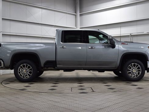 New 2026 Chevrolet Silverado 2500 LTZ w/ LTZ Premium Package image 9