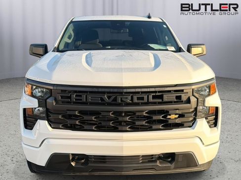 Used 2022 Chevrolet Silverado 1500 Custom RWD image 9