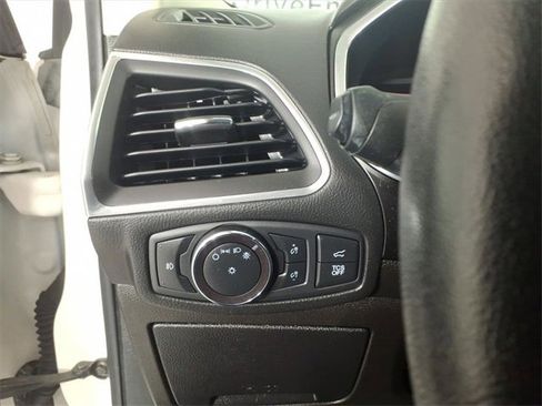 Used 2019 Ford Edge Titanium w/ Cold Weather Package image 27