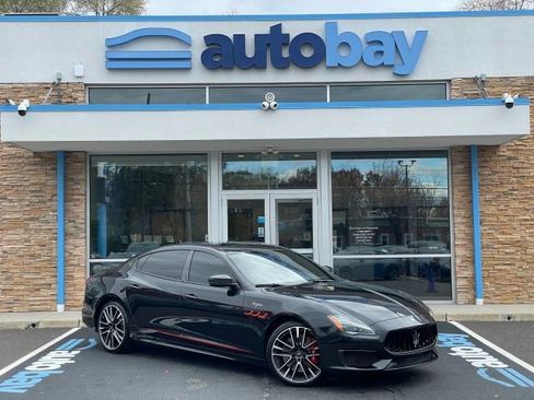Used 2022 Maserati Quattroporte Trofeo image 7