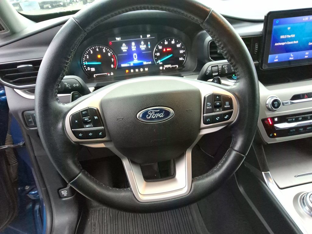 Used 2021 Ford Explorer XLT w/ Equipment Group 202A AWD/4WD image 13