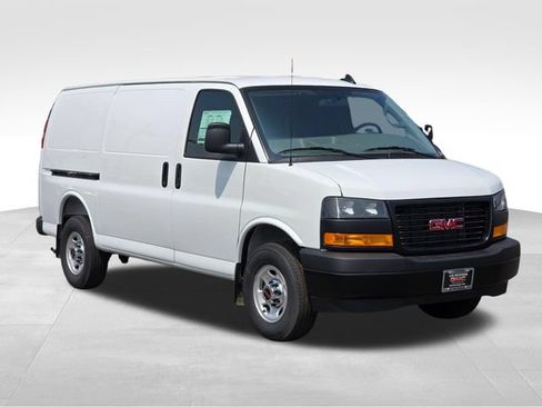 New 2025 GMC Savana 2500 w/ Driver Convenience Package RWD image 7