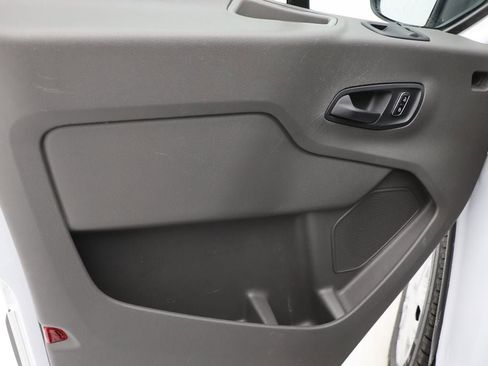 Used 2023 Ford Transit 350 XLT image 15