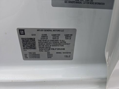 Used 2020 Chevrolet Silverado 3500 LTZ w/ LTZ Premium Package image 23