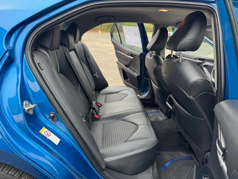 Used 2019 Toyota Camry SE FWD image 16