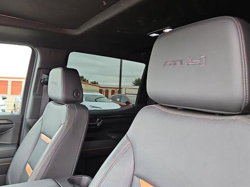 Certified 2024 GMC Sierra 1500 AT4 w/ Technology Package AWD/4WD image 11