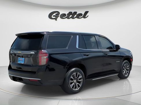 Used 2022 Chevrolet Tahoe LT w/ Luxury Package AWD/4WD image 9
