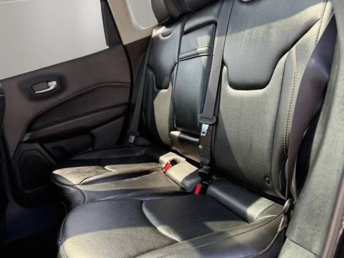 Used 2019 Jeep Compass Limited AWD/4WD image 13