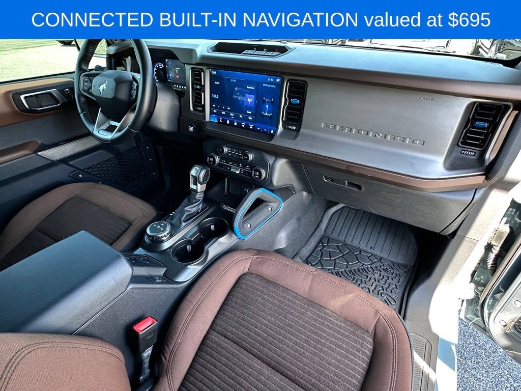Used 2023 Ford Bronco Outer Banks AWD/4WD image 14